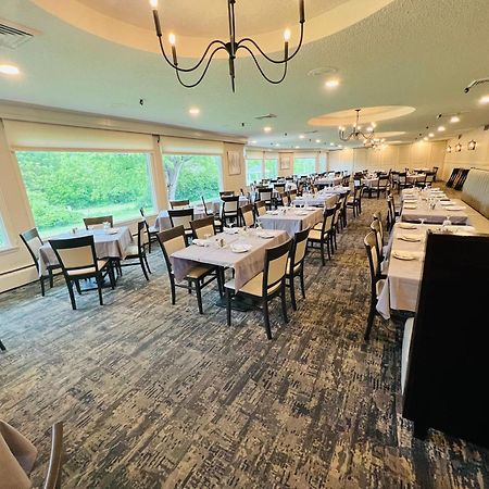 Town & Country Inn & Resort Gorham Bagian luar foto