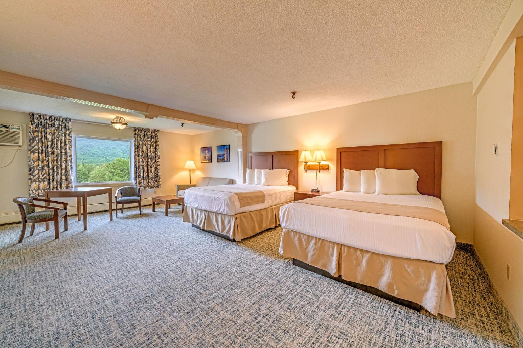 Town & Country Inn & Resort Gorham Bagian luar foto
