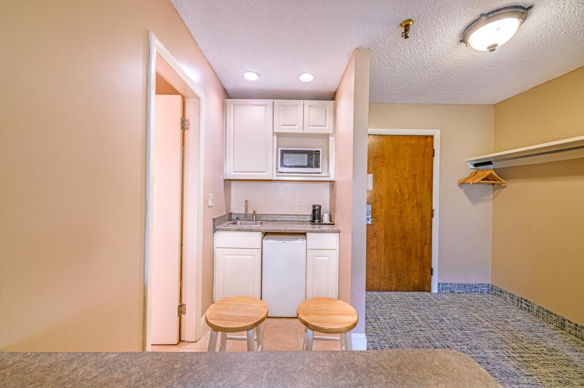Town & Country Inn & Resort Gorham Bagian luar foto